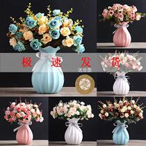 Minimalist ceramic vase in living-room with small clear new dry flower floral floral flower floral flower floral table TV cabinet decorations