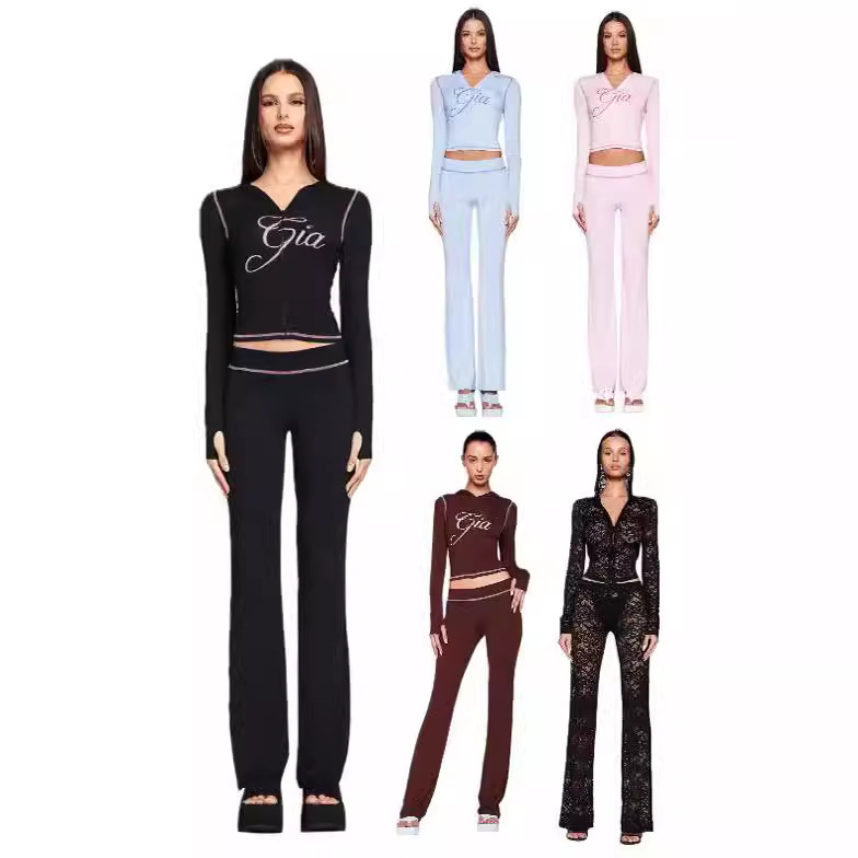 Iamgia Slim-Fit Letter Print Top with Visible Stitching Design, Slim-Fit Hooded Zip-Up Short Jacket and Pants Set Iamgia Slim-Fit Letter Print Top with Visible Stitching Design, Slim-Fit Hooded Zip-Up Short Jacket and Pants Set