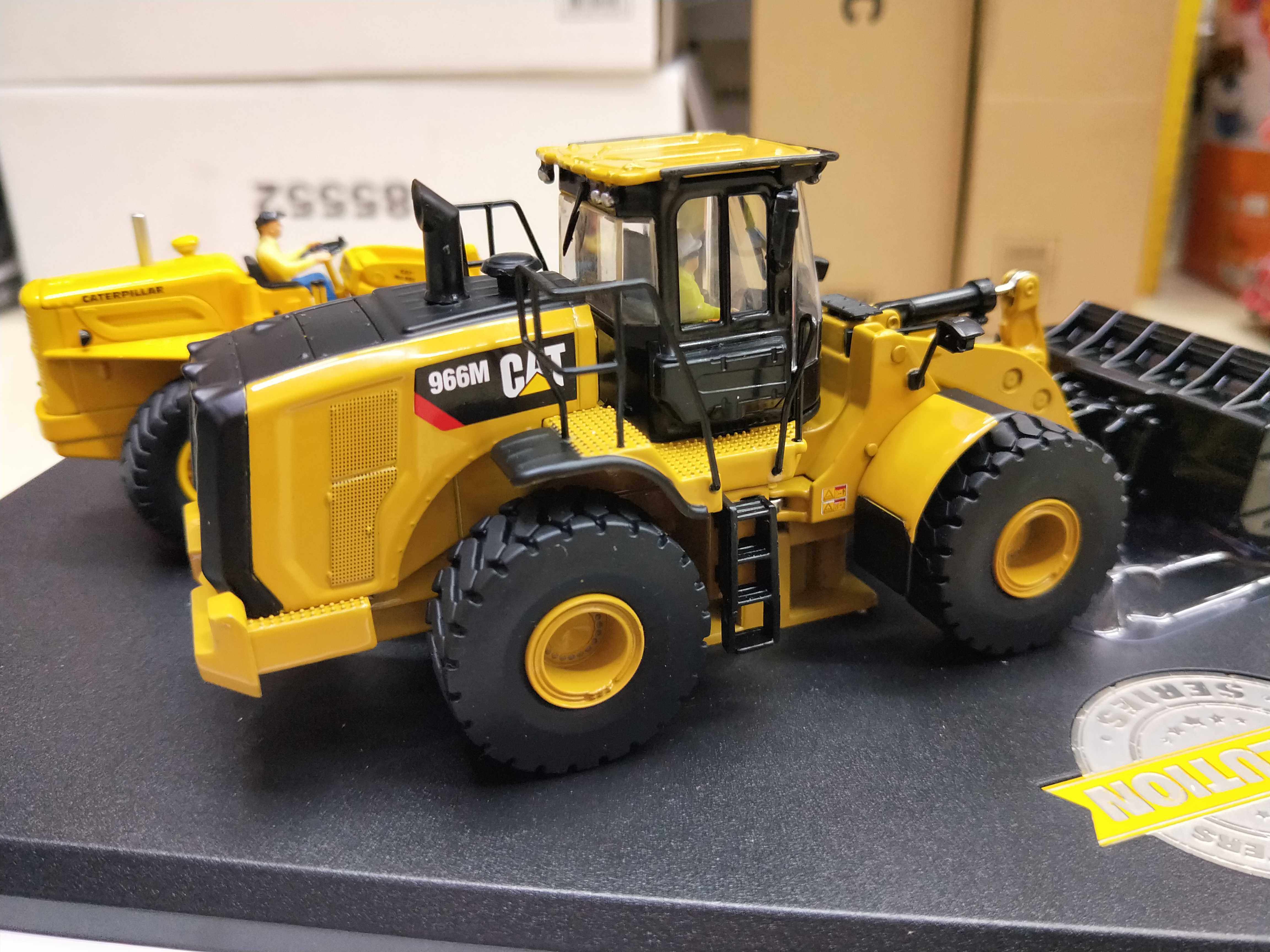 DM 1:50 CAT 966A & 966M извозчик установите куча высокая Перевозчик сплав инжиниринг модель 85558