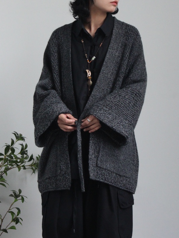 Yuri Tip Spring and Autumn Japanese Retro Dark Gray Knitwear Unisex New Chinese Style Personalized Robe Sweater Cardigan