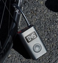  Xiaomi Mijia inflatable treasure car air pump Portable mini bicycle electric tire pump air pump