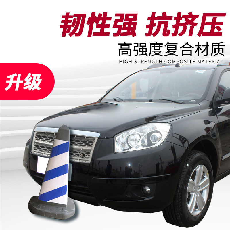 Решетка радиатора Geely GX7 серебристая