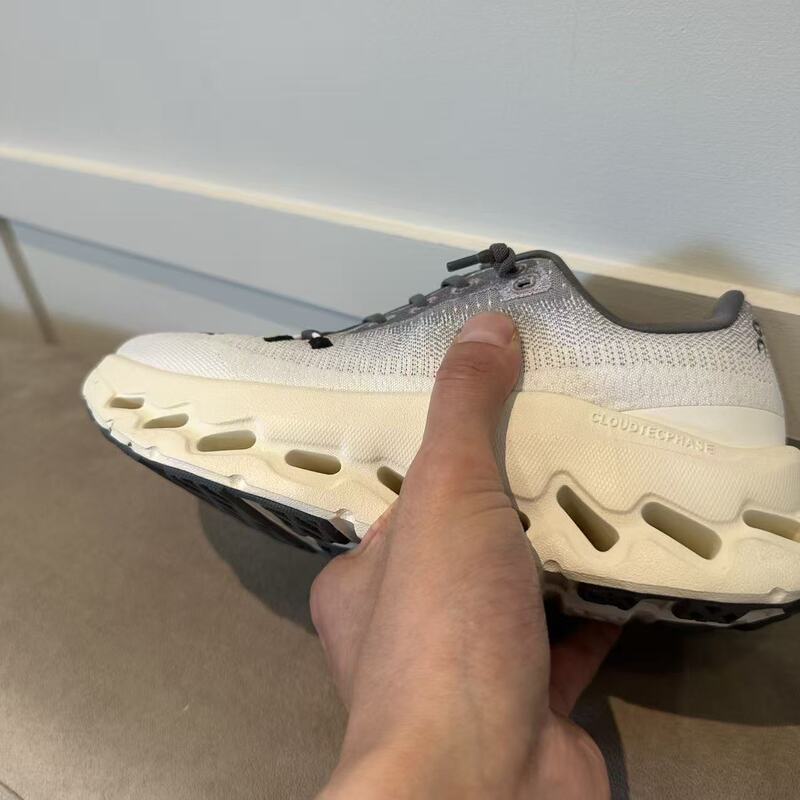 Self-Restraint Ang Running Shoes, Couple Style, Sports Running Shoes, if You Are between Sizes, We Recommend Sizing up One Size. Heel Height 3cm