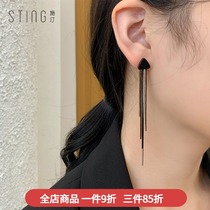 Ear clip female earleless triangle earrings 2021 New Tide long tassel ears red earrings simple earrings