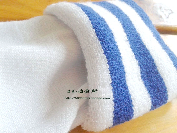 Vớ bóng đá màu xanh trắng nam dài vớ vớ cotton khăn dưới đầu gối trượt thể thao vớ bóng đá