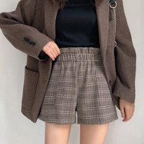 Plaid shorts womens loose thin wide leg a-line high waist casual pants 2021 new autumn straight outer pants