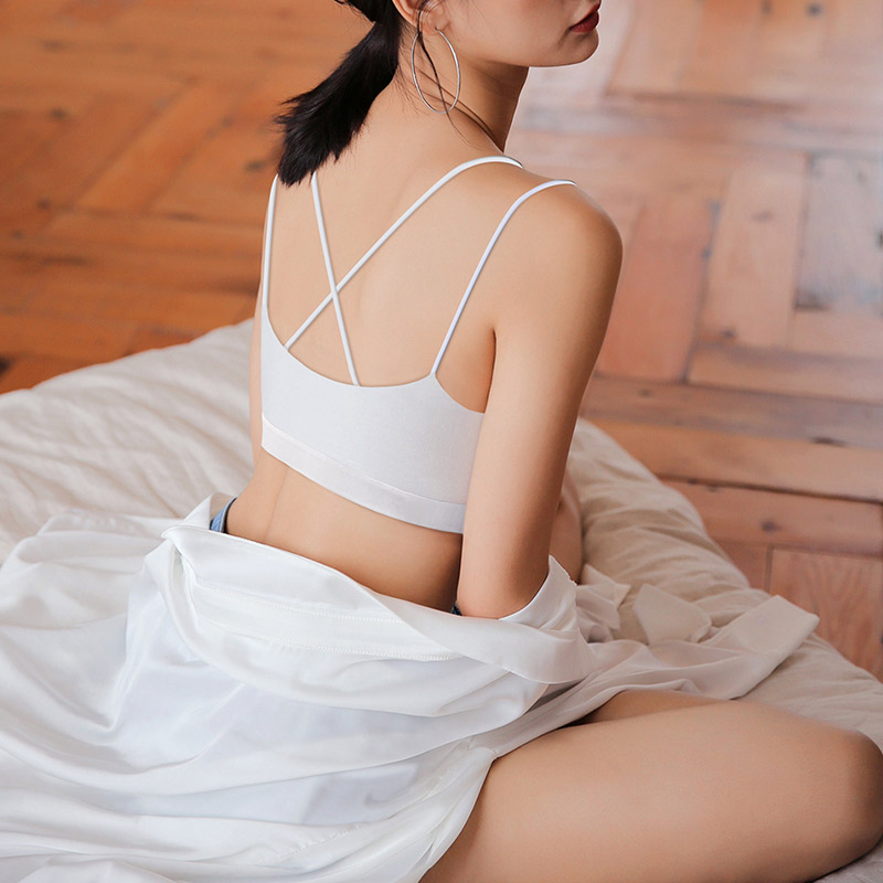 White wrap breasted woman oblitertiy anti-walking light coalesch cross with chest cushion small vest bra beating bottom inner hitch back harness