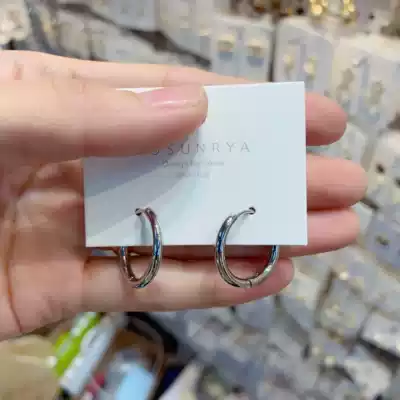 Goddess with the same earrings small earrings exquisite designer men's and women's new simple earrings