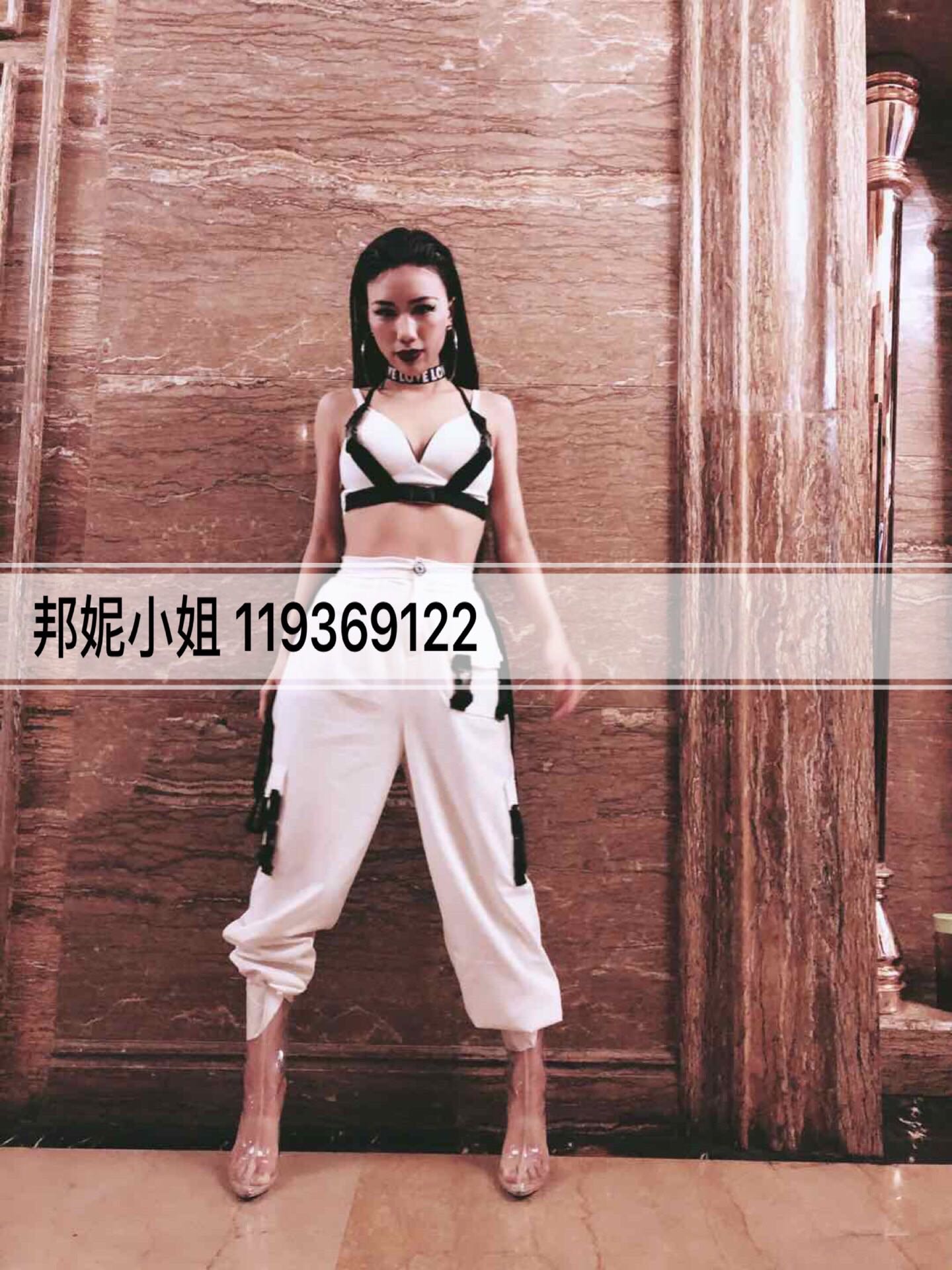 J Bonnie's family's new baby bag bra pants Bonnie's home real shoot sports suit series to play the business portfolio