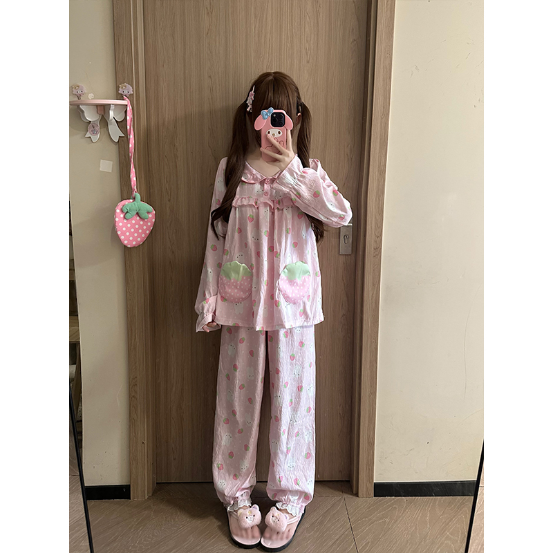 Sweet Strawberry Miffy Rabbit Pajamas for Women, Long-Sleeved Lace Doll Collar, Cute Cartoon Loungewear for Autumn Sweet Strawberry Miffy Rabbit Pajamas for Women, Long-Sleeved Lace Doll Collar, Cute Cartoon Loungewear for Autumn