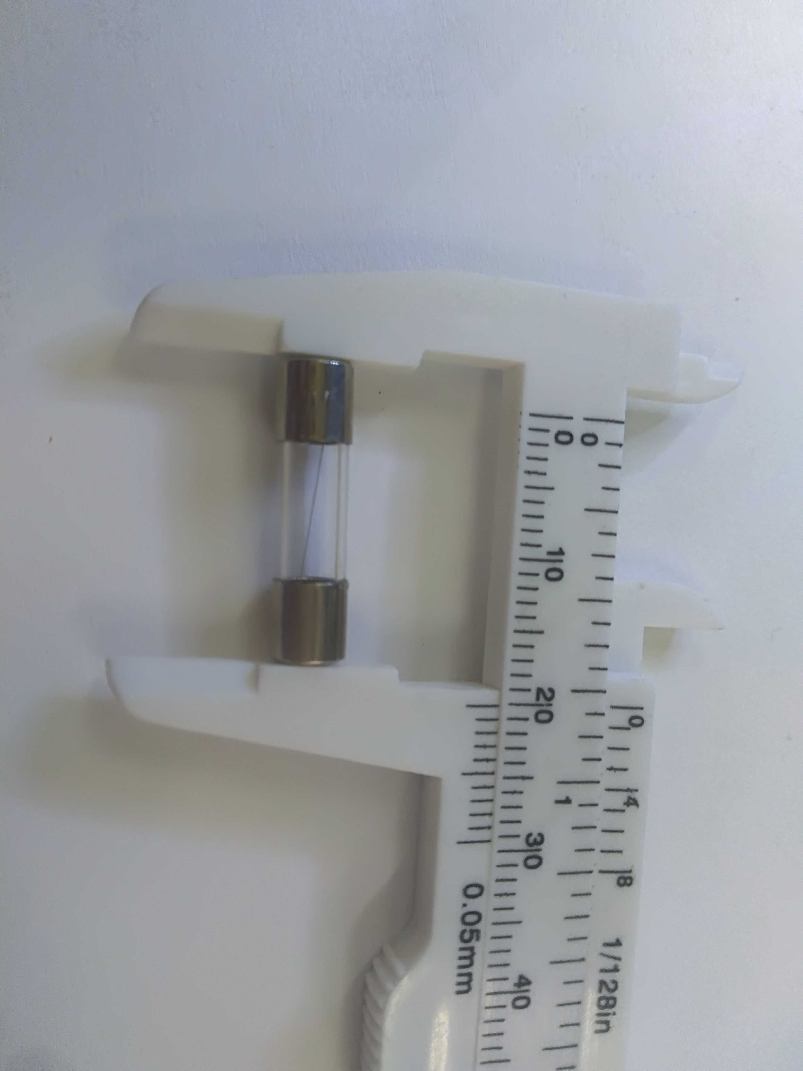 Microscope insurance tube microscope fuse XTL-4400 microscope insurance tube microscope insurance tube 0 5A