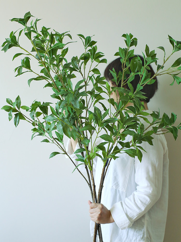 High simulation Japanese horse drunken wood hanging clock fake green plant fake tree branch green leaf branch new home gift home living room decoration