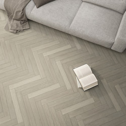 Bare Board Holy Elephant Multi-Layer Pure Solid Wood Composite Wood Floor 15mm Thick Household Floor Heating Herringbone with Oak Surface Nc9011