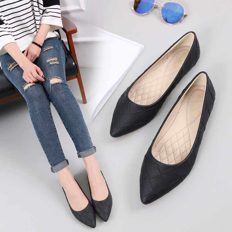 Ladyshoe Girl Flat Bottom Shoes Spring Autumn Season Korean Version Pointed Shallow Mouth Minimalist Flat Heel Single Shoes Big Size Women Shoes 41-43 Black