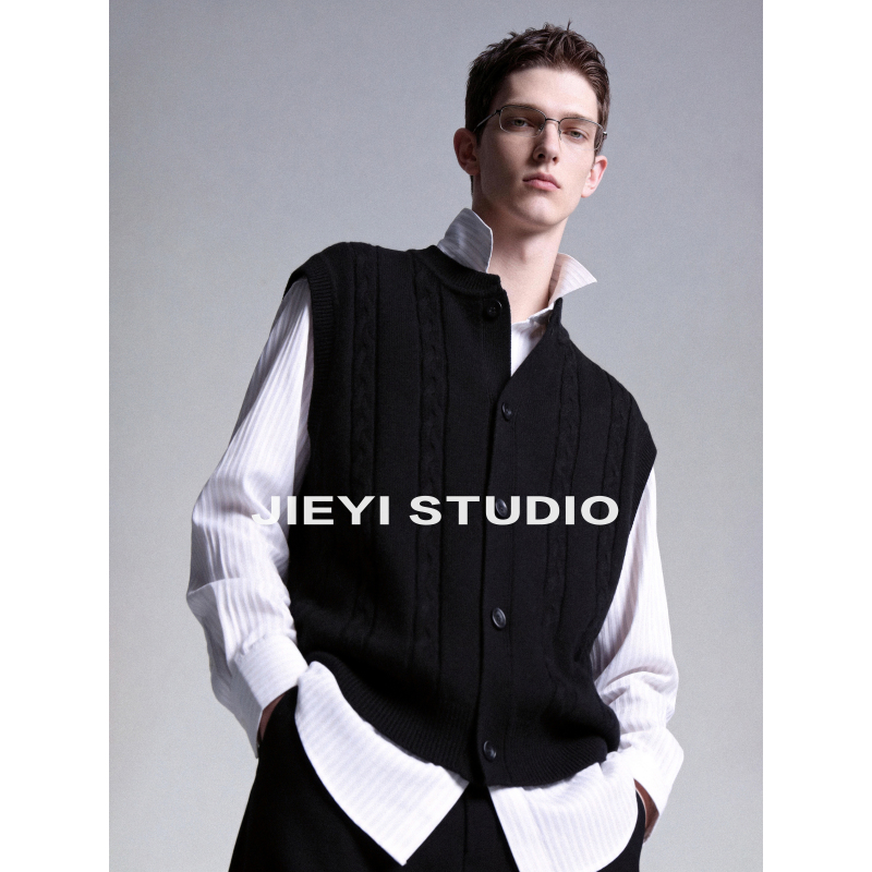 Jieyi'Three-Dimensional Twist Texture' Luxurious and High-End Sleeveless Knitted Vest, Elegant Casual Sweater Cardigan Jieyi'Three-Dimensional Twist Texture' Luxurious and High-End Sleeveless Knitted Vest, Elegant Casual Sweater Cardigan