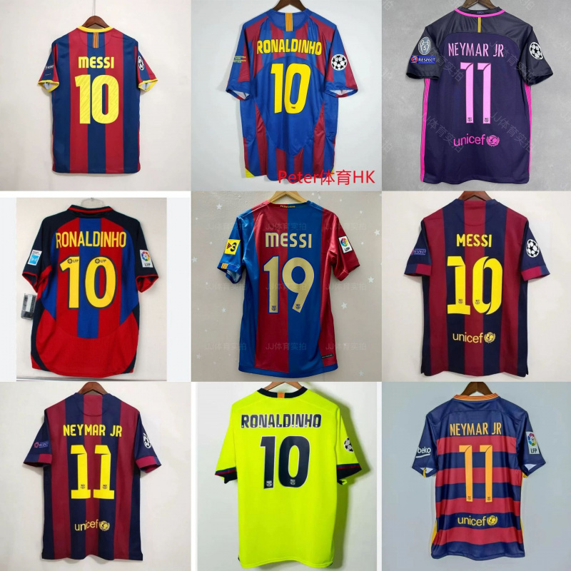 Retro Jersey Suarez Iniesta Xavi Neymar Messi Ronaldinho Football Uniform