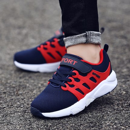 秋季中大童休闲鞋防滑飞织网面透气男孩鞋女生