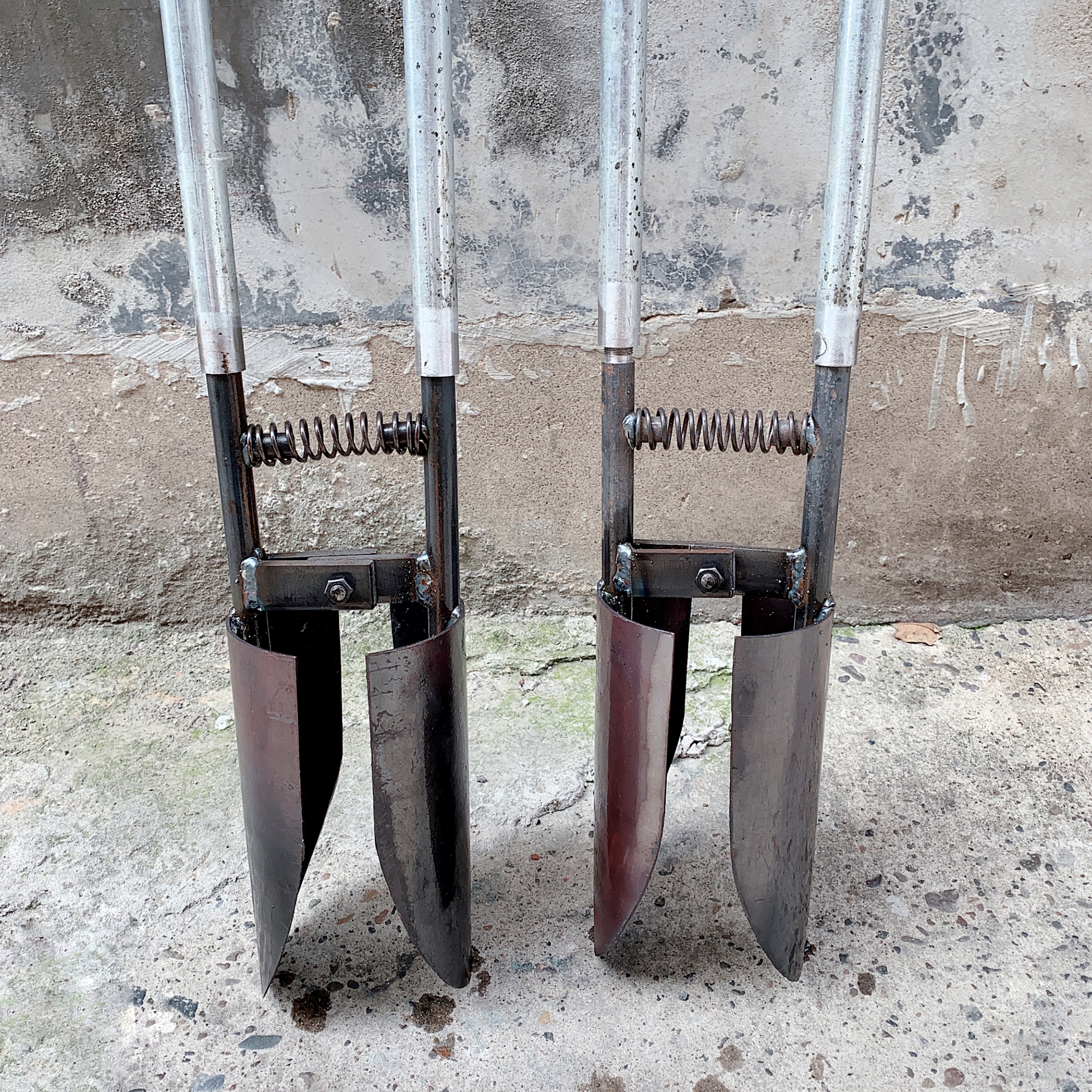 For the Plywood Splints the shovel spoons the wire rod Power tool Divine Instrumental Tree Pit Luoyang Shovel The Hole Electric Pole