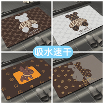 Dialgae mud absorption and skid-skid dry bathroom toilet doorway entry pad bear cartoon carpet