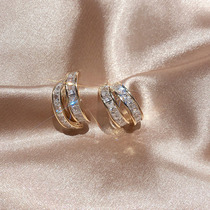 Hong Kong (designer) RVY 2021 new earrings female light luxury niche Joker earrings advanced sense stud tide