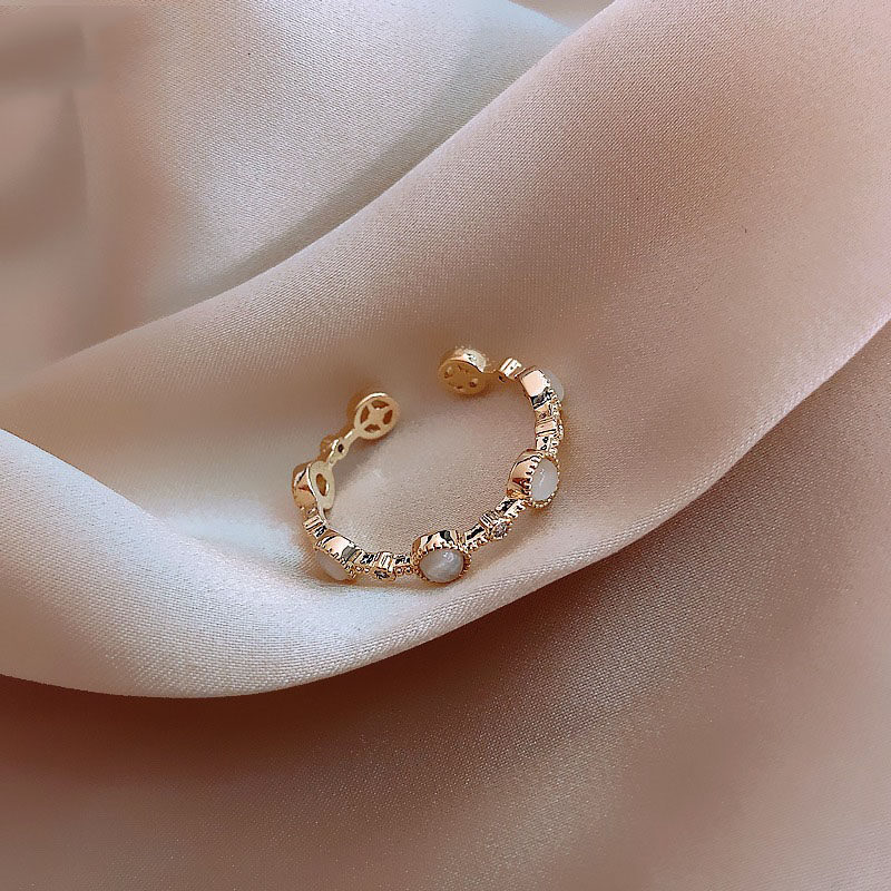 Hong Kong (designer) RVY 2021 new elegant small circular ring day ensemble light extravagant fashion minimalist ring