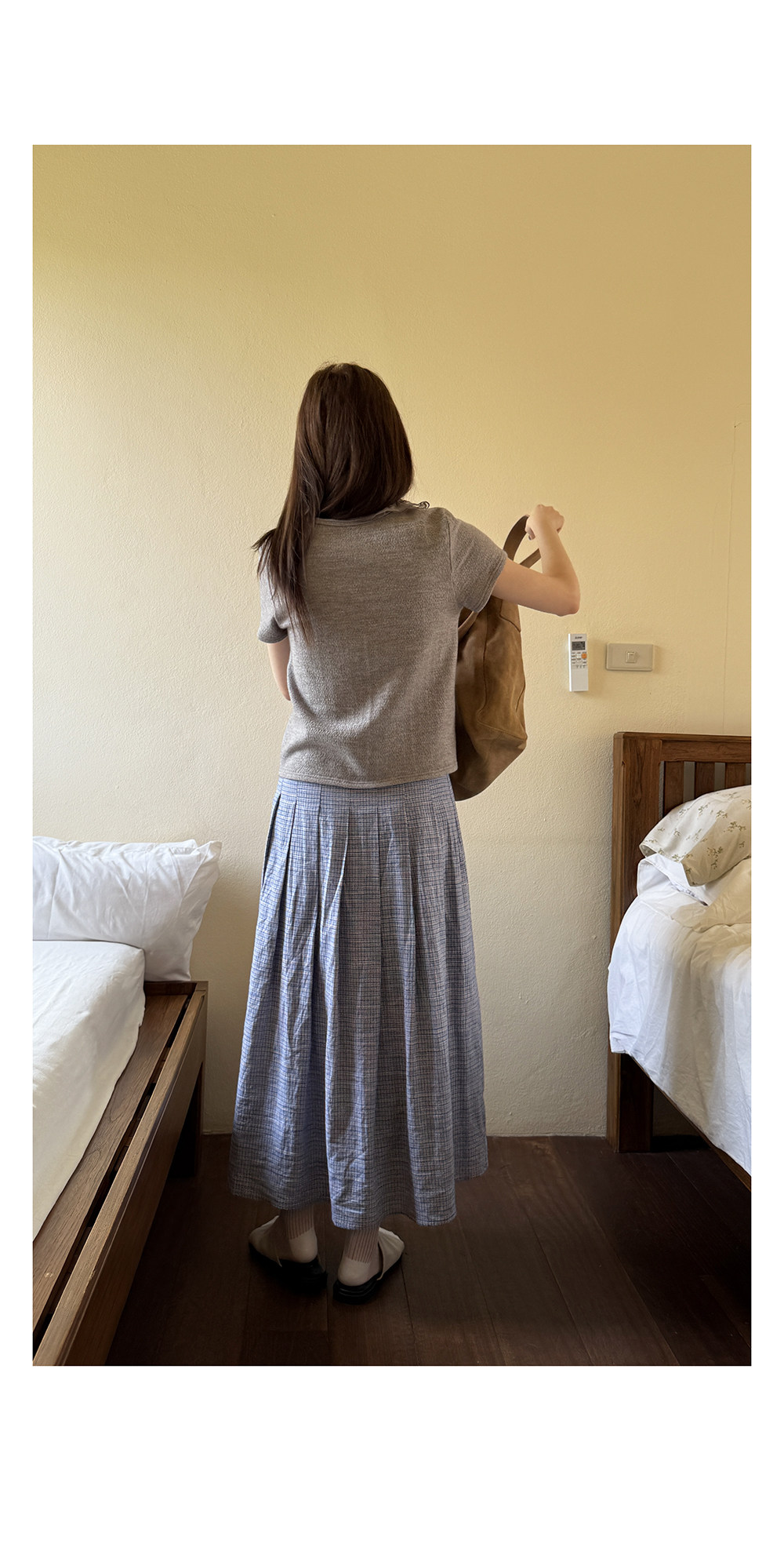 Hellooo Eat свежая сине-фиолетовая клетчатая юбка 2025 ретро плиссированная клетчатая стройнящая длинная юбка