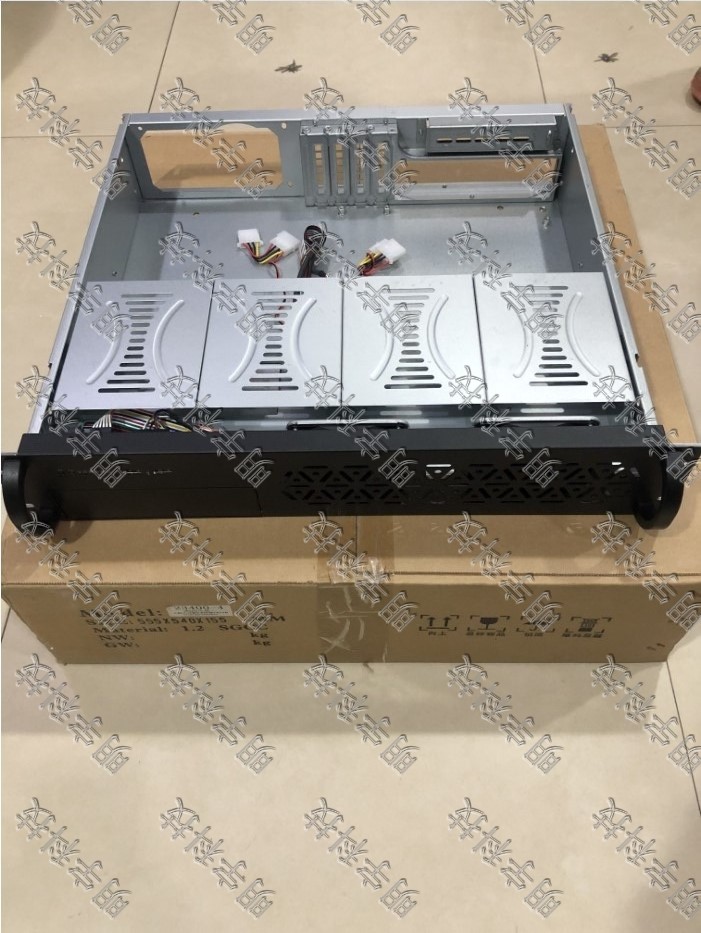 Dow and DP214-4 ultra short 2U server host shell (4 disc bits) 2U industrial computer box