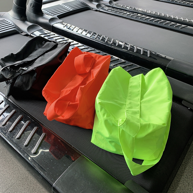 C-position-to-large-capacity movement inclined shoulder bag male and female universal short travel bag yoga containing training fitness package