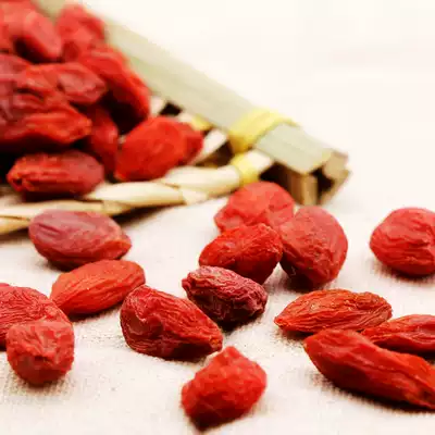 Gansu Dunhuang specialty Guazhou red wolfberry wolfberry non-Ningxia wolfberry 500g wolfberry tea male kidney