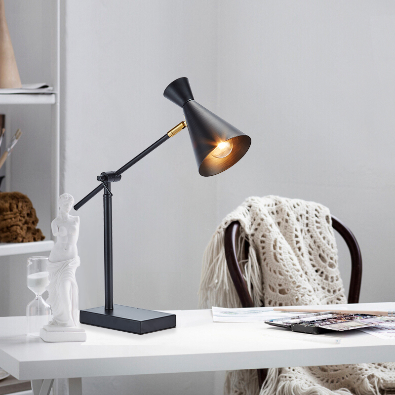 Table lamp Nordic style Teenage Bedroom Bedside Brief modern cozy Romantic Ins wind humbling Internet Red Decorative Lights