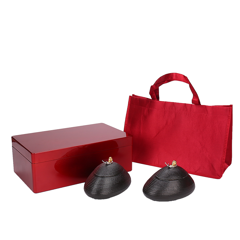 Q: Creative caddy fixings ceramic seal pot to restore ancient ways holding tank storage POTS of black tea is placed