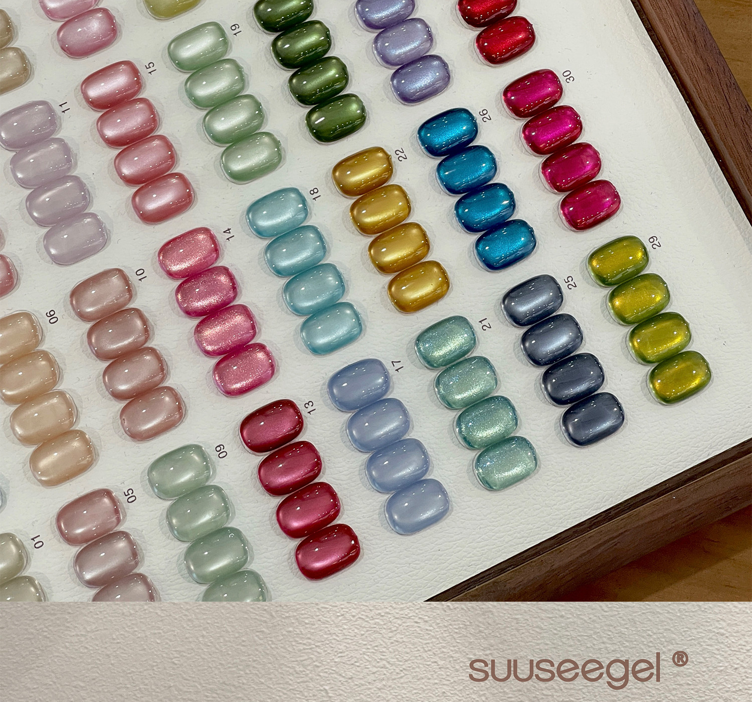 SUUSEEGEL束色梨花阁32色玻璃珠猫眼甲油胶糖果琉璃色爆闪瓷白详情3