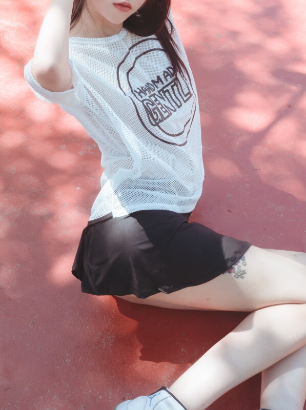 Cazi 姬纪 – 运动场