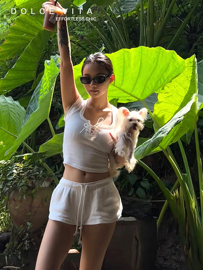 DOLCEVITA American white elastic slit lace loose low-waist waffle sports rib casual shorts