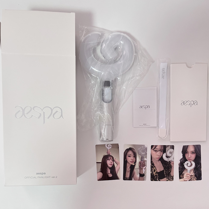 【Authentic in Stock】Aespa Official Merchandise Ver.2 Second Generation Light Stick Hand Light with Bonus Photo Card