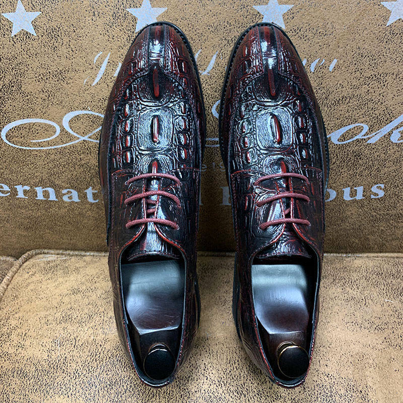 Crocodile pattern British men's pointed toe business leather shoes wine red groom wedding shoes Korean style hair stylist inner heightening leather shoes