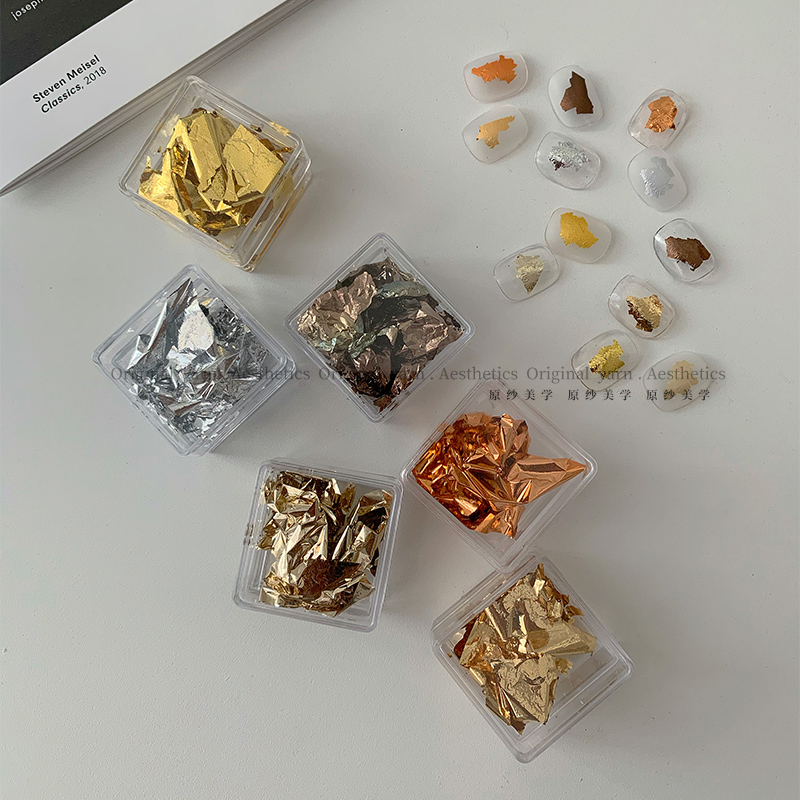 Gold foil paper nail jewelry nail decoration piece color imported ultra-bright ultra-thin Taiwan blooming with the same style all-match