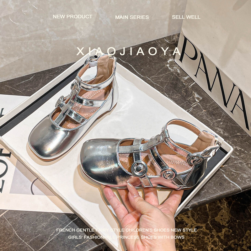 Girls' Leather Shoes, Kidsren's Princess Shoes with Dress, Silver Breathable Shallow Mouth Flats, Little Girl's Spring and Summer Baby Sandals Girls' Leather Shoes, Kidsren's Princess Shoes with Dress, Silver Breathable Shallow Mouth Flats, Little Girl's Spring and Summer Baby Sandals