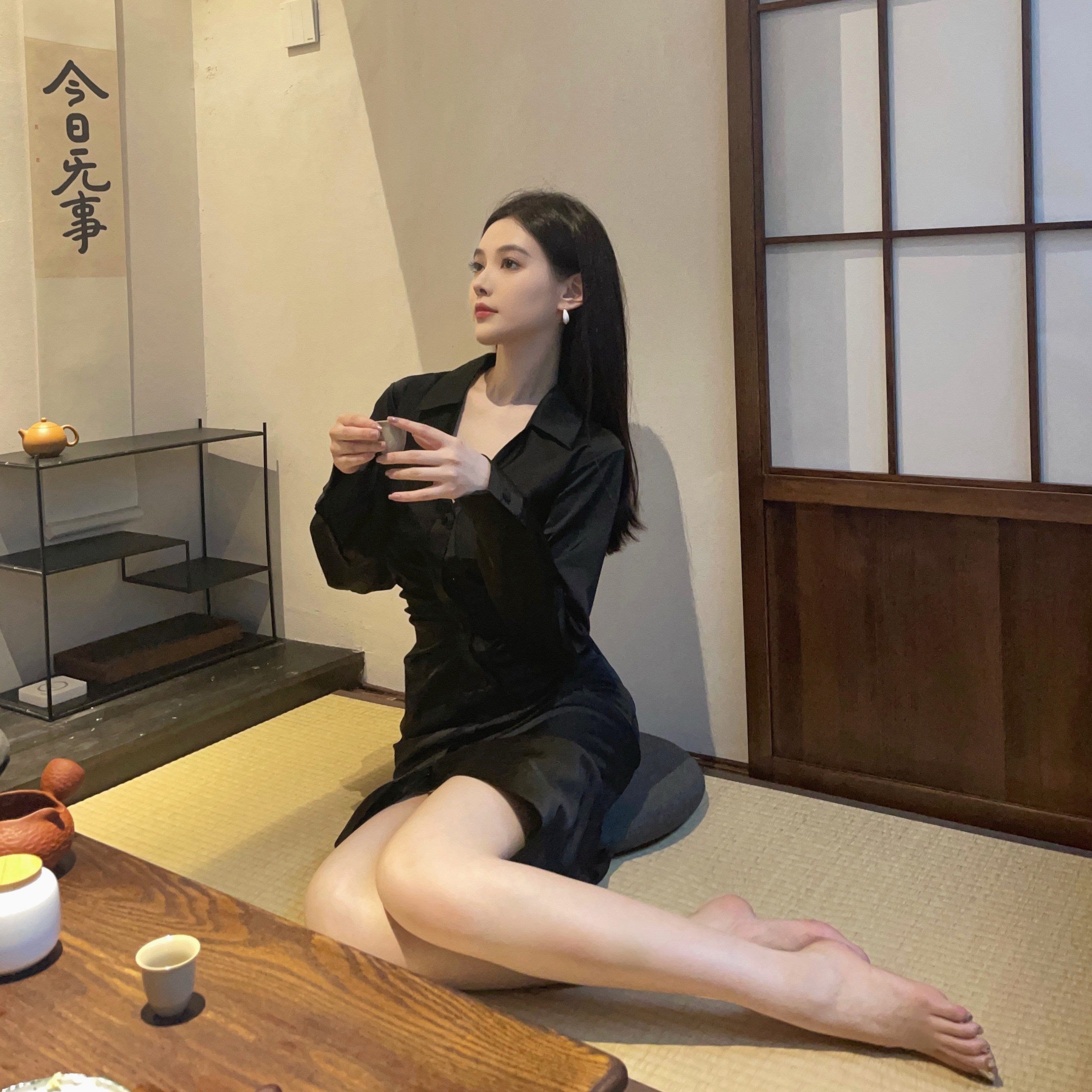 nicky black French shirt dress women's spring and autumn long-sleeved new satin design sense niche silk fairy