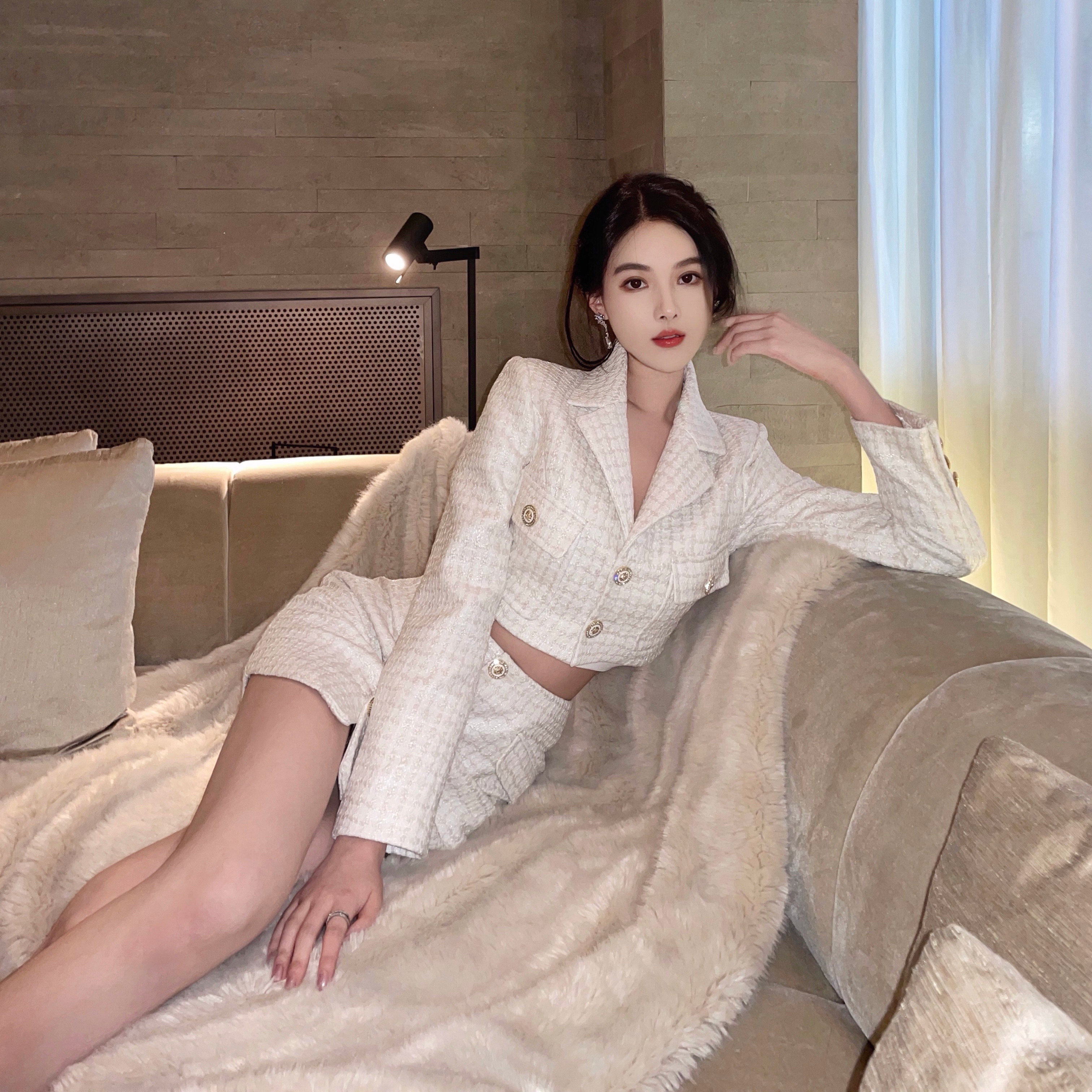 nicky small fragrant wind skirt suit 2022 new female Korean version two-piece set celebrity temperament fashionable and thin