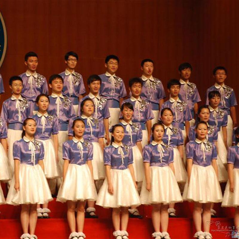 Chorus clothing High School Size Students College Wind Fatherland Mama Qinyuan Spring Snow Poetry Recital to the early school students