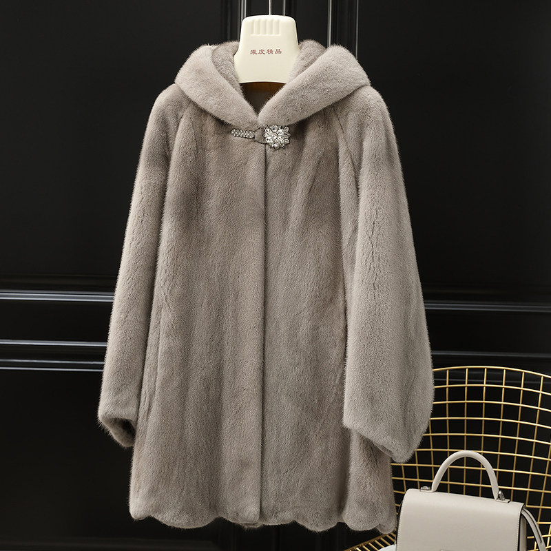 Mink fur coat women's whole mink fur coat mid-length Haining 2022 winter new fashion with hooded fur