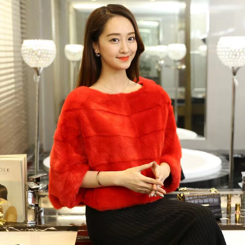 Mink fur coat women's whole mink fur short fur coat 2022 winter new cloak pullover bat sleeve young