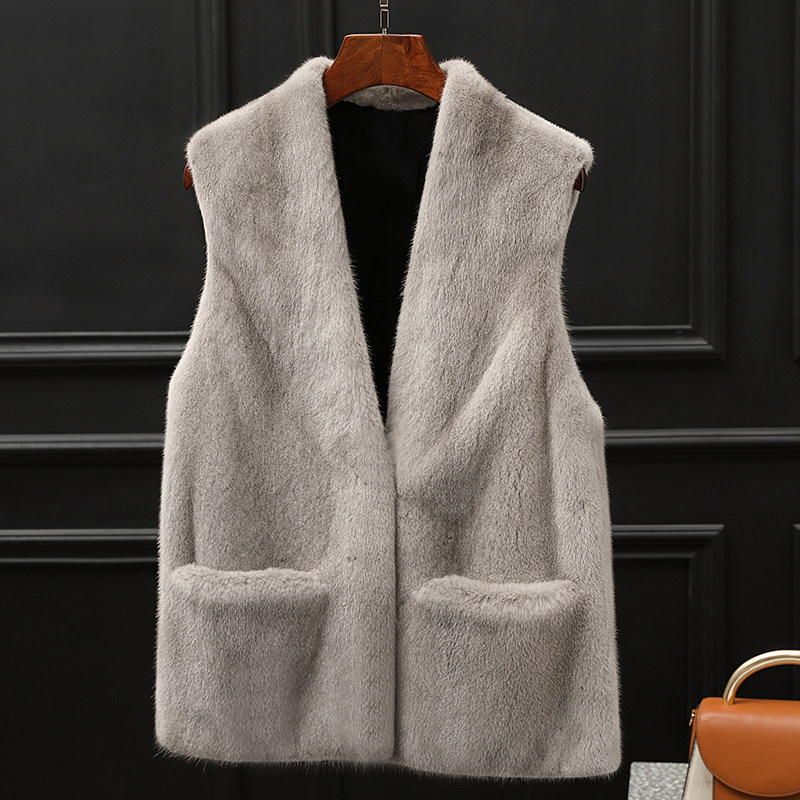 Mink fur vest women's 2022 new short real fur whole mink coat Haining fur vest winter fur coat