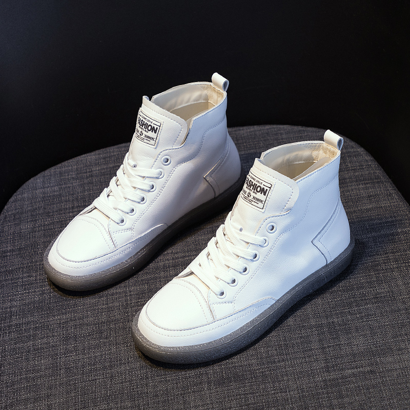 Genuine leather high cylinder small white shoes woman 2022 new comfort non-slip large size for small leather boots 100 lap soft flat-bottomed blasting short boots