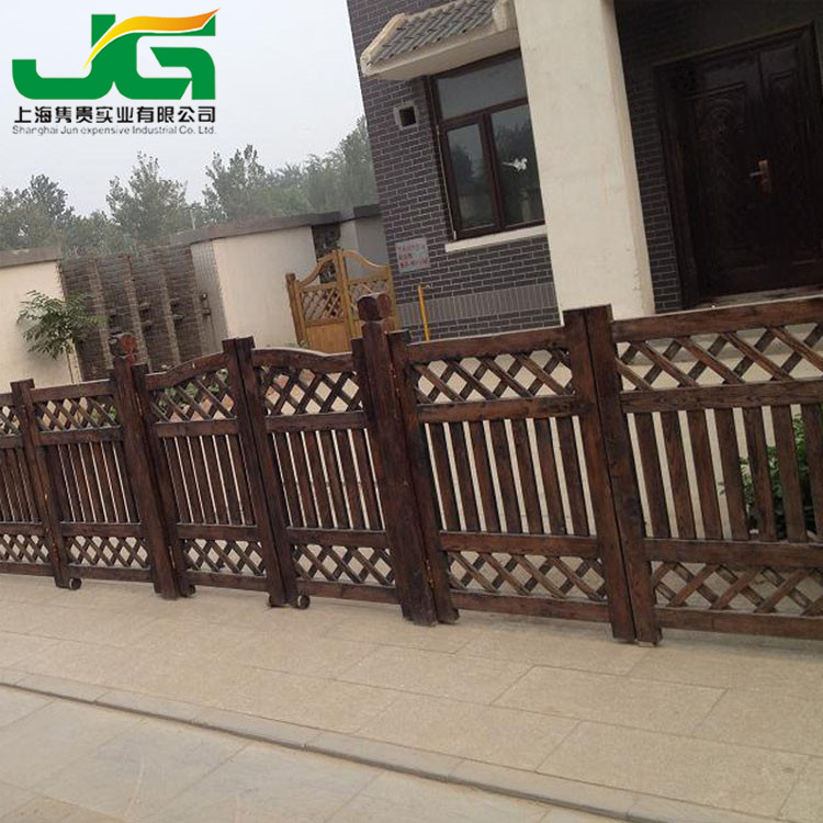 Custom Solid Wood Armrest Carbonated Wood Fence Outdoor Guardrails Embalming Wood Fence Riverway Trestle Wood Grid Guardrails