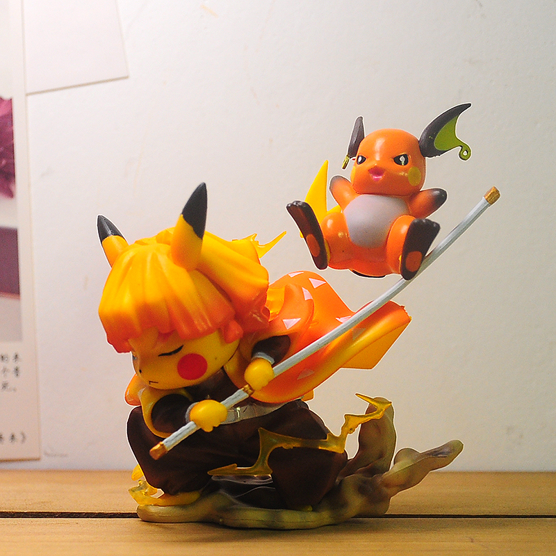 Figurines de dessin animé Pikachu, Agatsuma Zenitsu avec raichu, en PVC, modèle Pokemon Demon Slayer, poupée, jouets pour enfant, nouvelle collection, 10cm