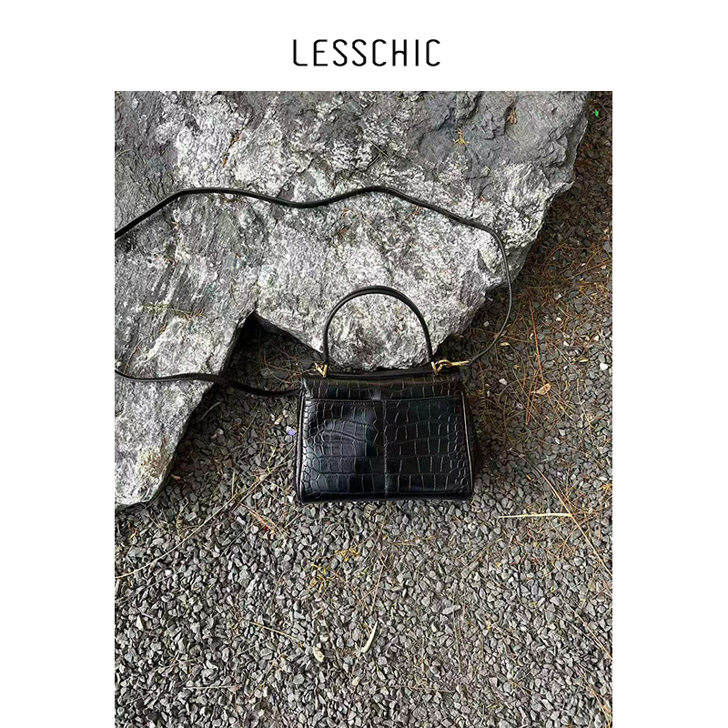 Lesschic【Rodeo Rubbed Leather】Commuting Vintage Distressed Lock Rare Leather Shoulder Underarm Bag