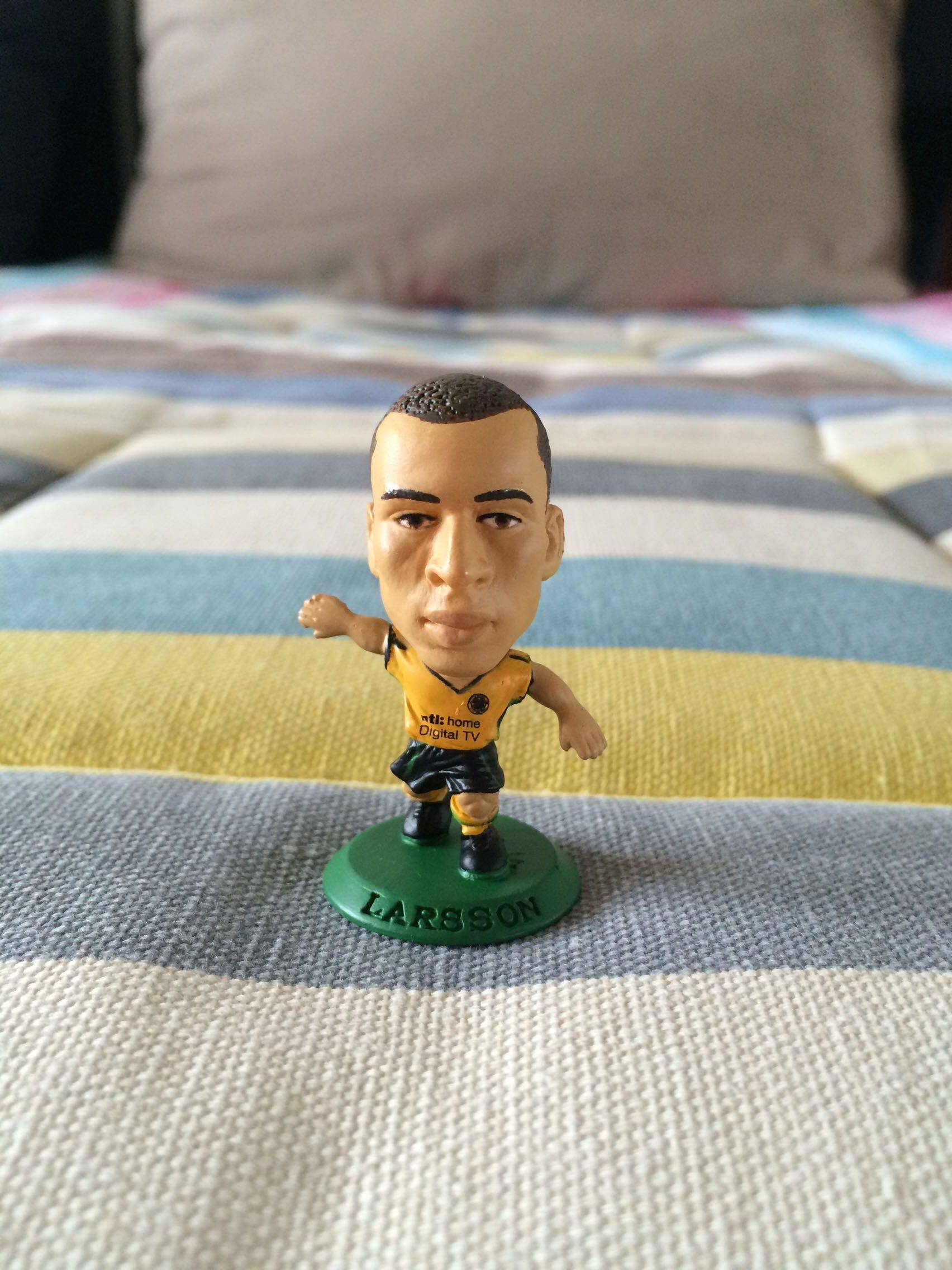 Corinthian Microstars Celtic Larson Football Doll Doll Hand Green 1035