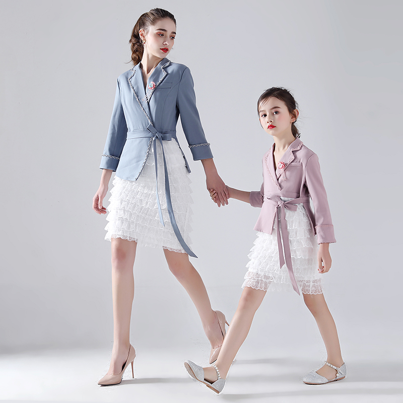 Children's gown pro-daughter dress girl with girl walking show The girl host plays out the CUHK Scout dress